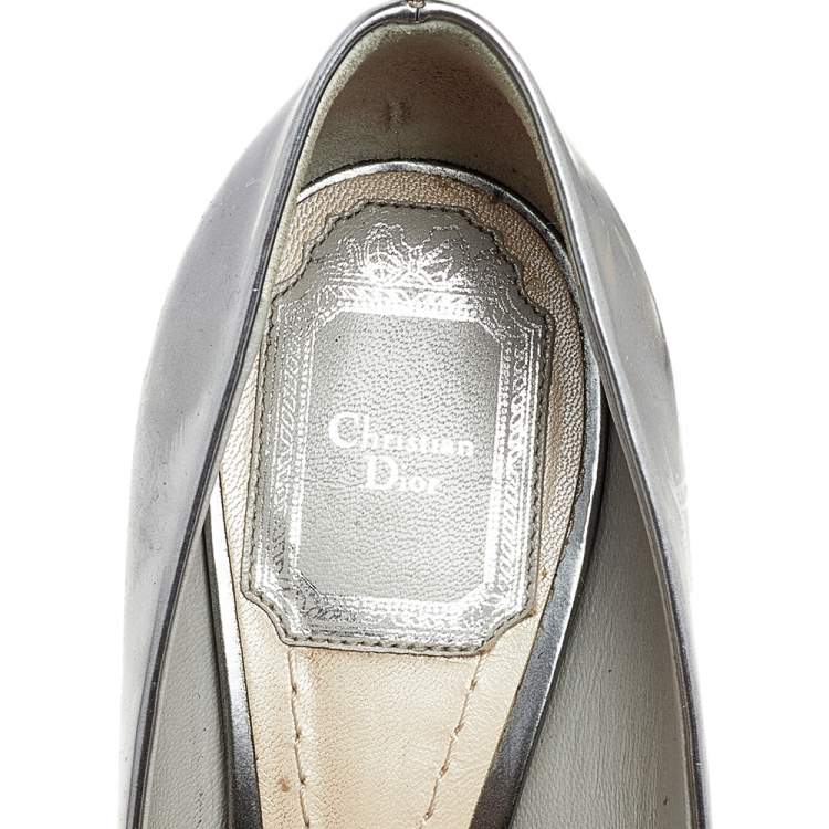 Pre Owned Dior Metallic Silver Leather Microcannage Block Heel Pumps Size 35.5