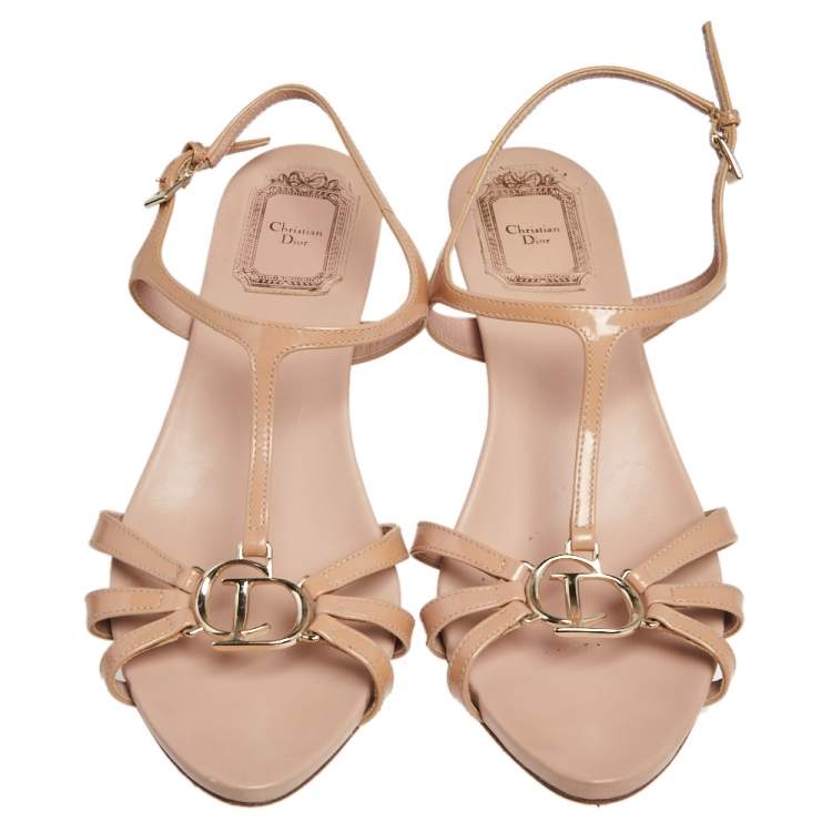 Pre Owned Christian Dior Beige Patent Leather CD2 T Strap Sandals Size 37.5