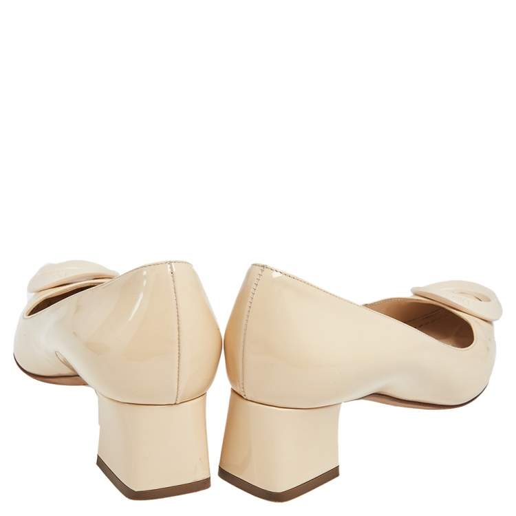 Pre Owned Dior Beige Patent Leather  Pointed Toe Block Heel  Pumps Size 36.5