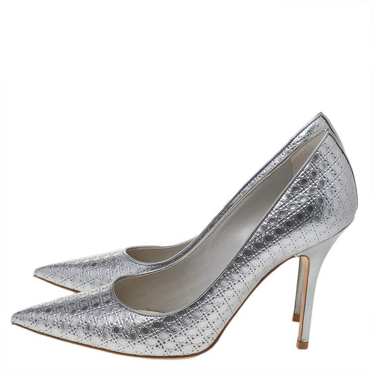 Pre Owned Dior Metallic Silver Cannage Leather Pointed Toe Pumps Size 37.5