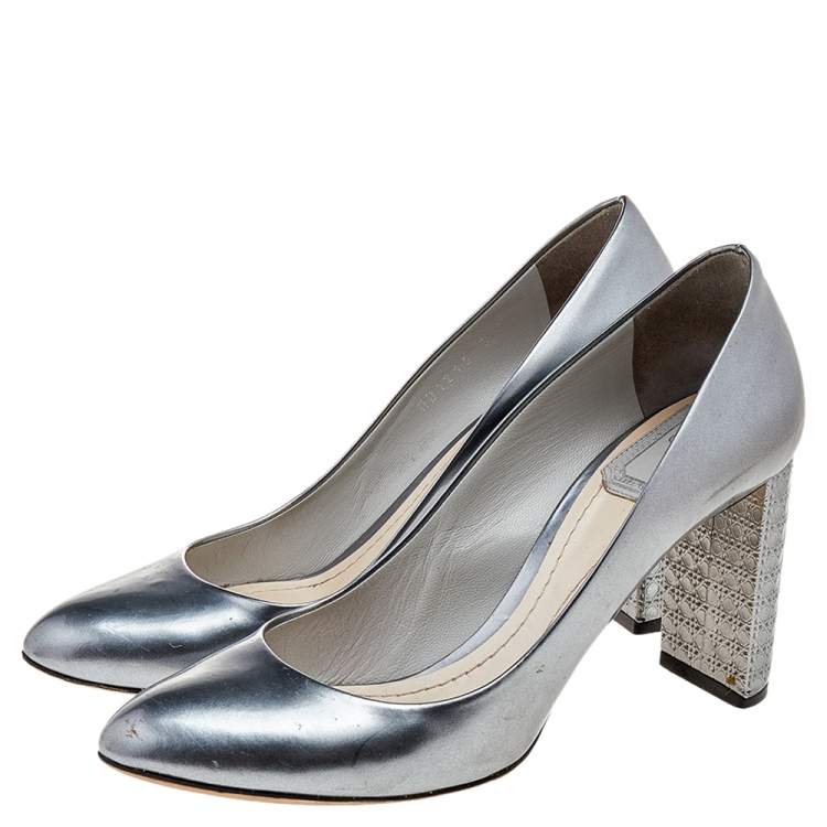 Pre Owned Dior Metallic Grey Patent Leather Cannage Block Heel Pumps Size 37.5