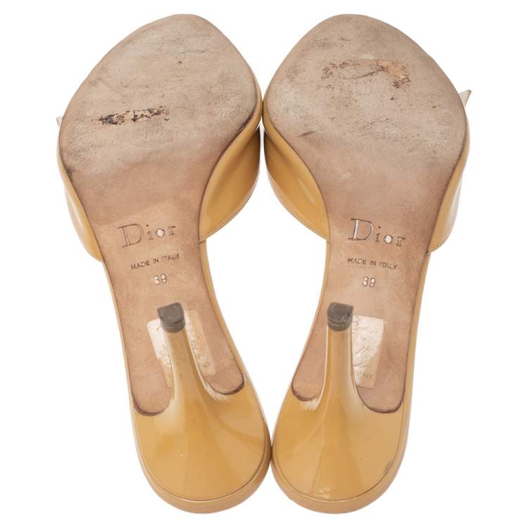 Pre Owned Dior Beige Patent Leather Bow Slide Sandals Size 39