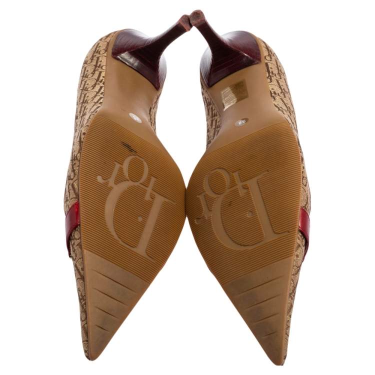 مملوكة مسبقًا Dior Red-Beige Oblique Canvas And Leather Logo Pointed Toe Pumps Size 38