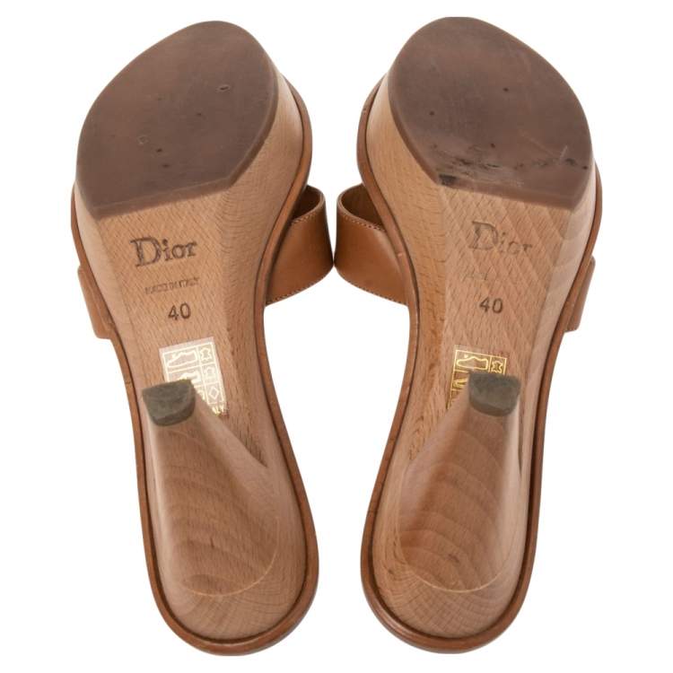 Pre Owned Dior Tan Leather Slide Sandals Size 40