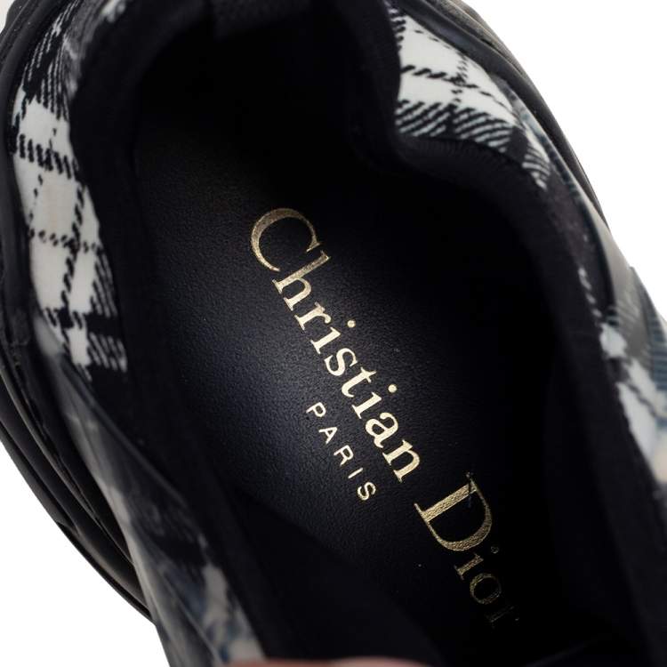 Pre Owned Dior Black/White  PVC and Leather D-Connect Low Top Sneakers Size 37