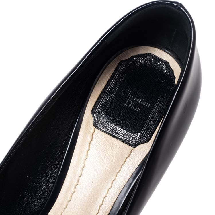 Pre Owned Dior Dark Blue Glossy Leather Logo Plaque Peep Toe Pumps Size 38.5