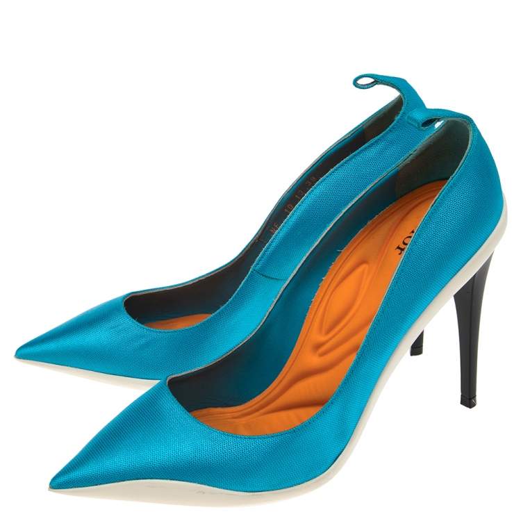 Pre Owned Dior Blue Canvas Pointed Toe Pumps Size 39