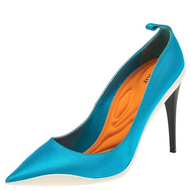 Pre Owned Dior Blue Canvas Pointed Toe Pumps Size 39