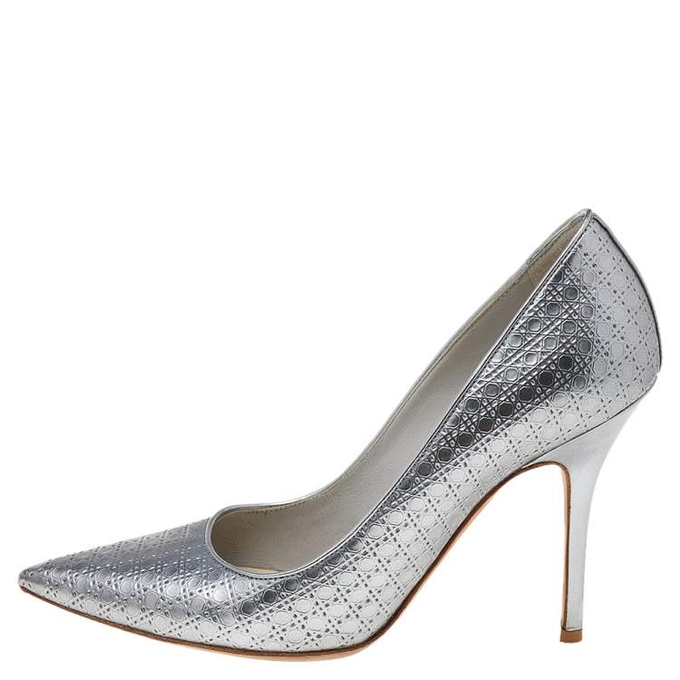 Pre Owned Dior Metallic Grey Micro Cannage Patent Leather Cherie Pointed Toe Pumps Size 36.5