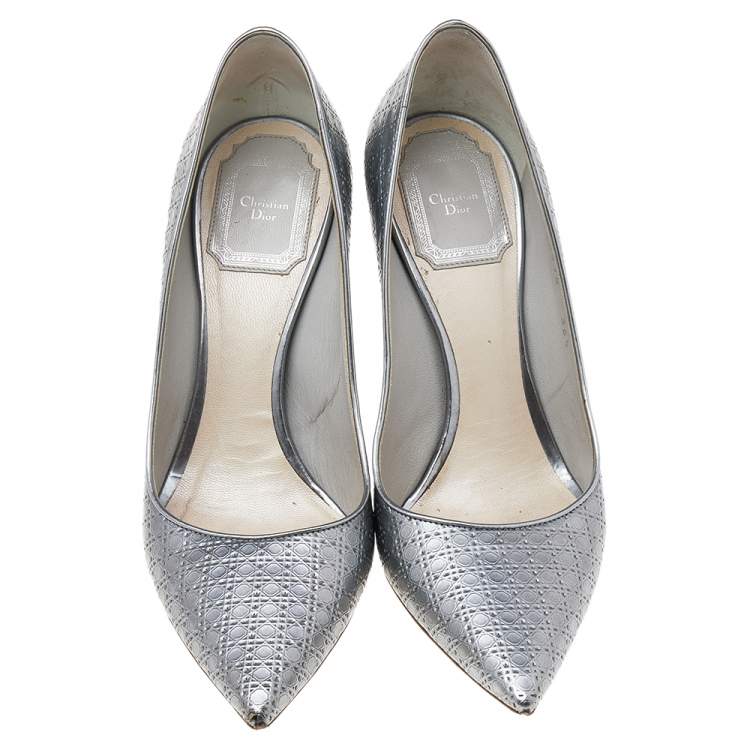 Pre Owned Dior Metallic Grey Micro Cannage Patent Leather Cherie Pointed Toe Pumps Size 36.5