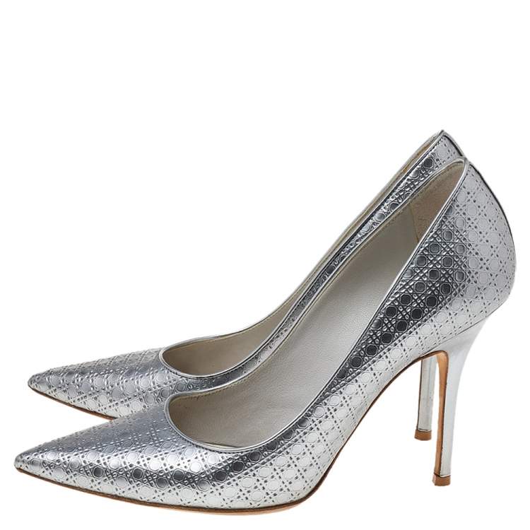 Pre Owned Dior Metallic Grey Micro Cannage Patent Leather Cherie Pointed Toe Pumps Size 36.5