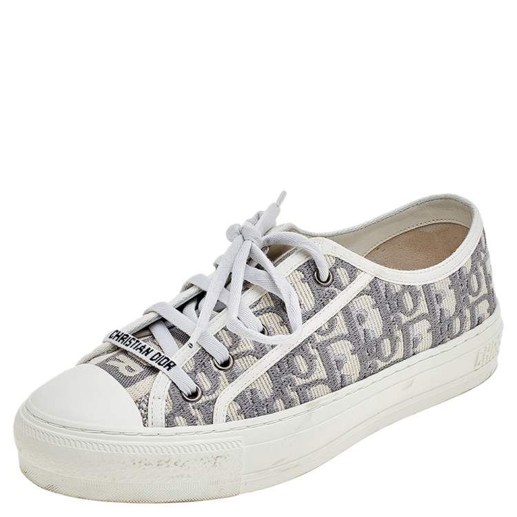 Pre Owned Dior White/Grey Oblique Embroidered Fabric Motif Walk'n'Dior Low Top Sneakers Size 38.5