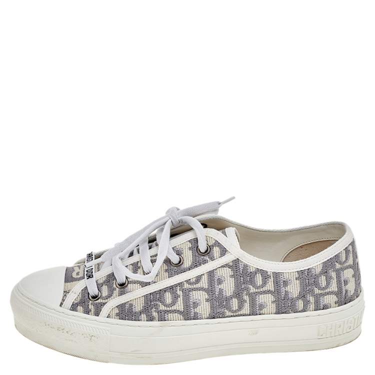 Pre Owned Dior White/Grey Oblique Embroidered Fabric Motif Walk'n'Dior Low Top Sneakers Size 38.5