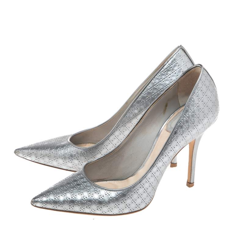 Pre Owned Dior Silver Patent Leather Pointed Toe Pumps Size 35.5