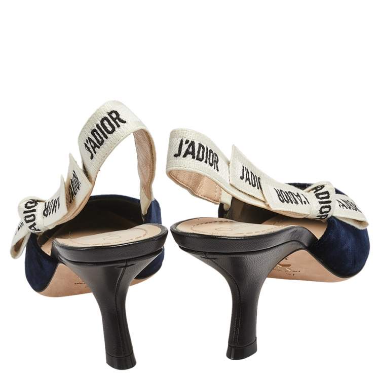 مملوكة مسبقًا Dior Dark Blue Velvet J'adior Slingback Pointed Toe Sandals Size 37