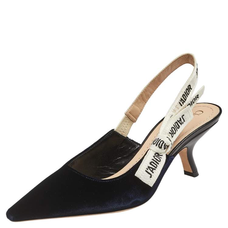 مملوكة مسبقًا Dior Dark Blue Velvet J'adior Slingback Pointed Toe Sandals Size 37