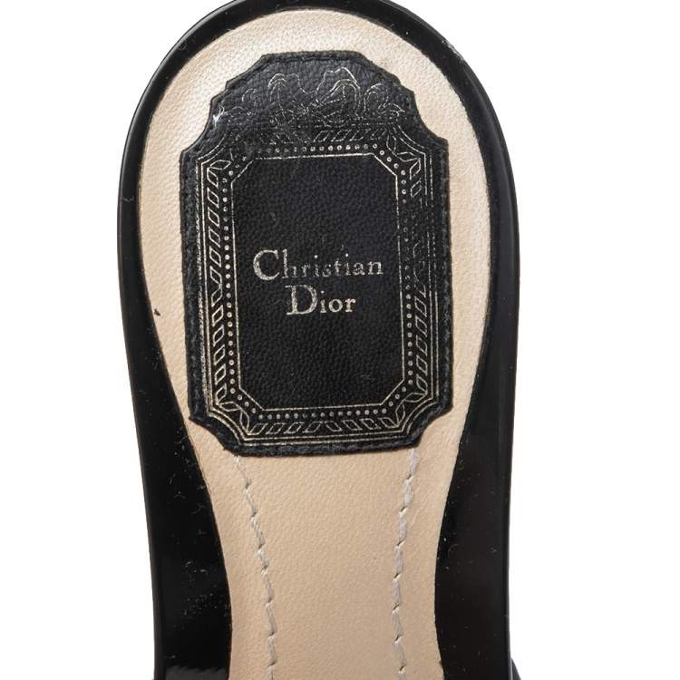 Pre Owned Dior Black Patent Leather Bow Chain Detail Open Toe Slide Sandals Size 36.5