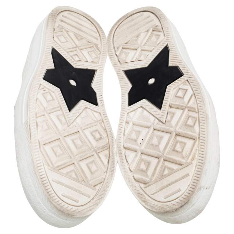 مملوكة مسبقًا Dior White Canvas Walk'N'Dior Low Top Sneakers Size 36
