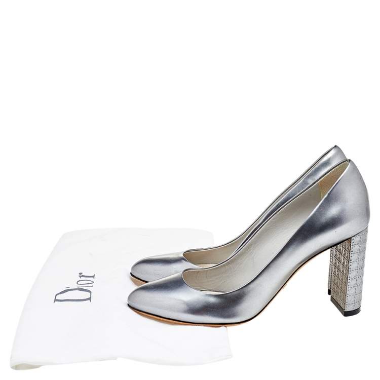 Pre Owned Dior Metallic Silver Leather Cannage Block Heel Pumps Size 36.5
