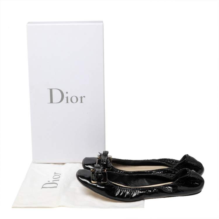 مملوكة مسبقًا Dior Black Patent Leather Scrunch Ballet Flats Size 37