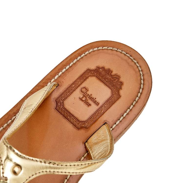 Pre Owned Dior Gold Leather CD Logo Thong Slide Sandals Size 37
