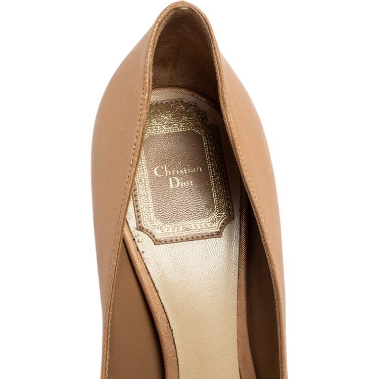 Pre Owned Dior Beige/Gold Leather Cherie Pumps Size 38