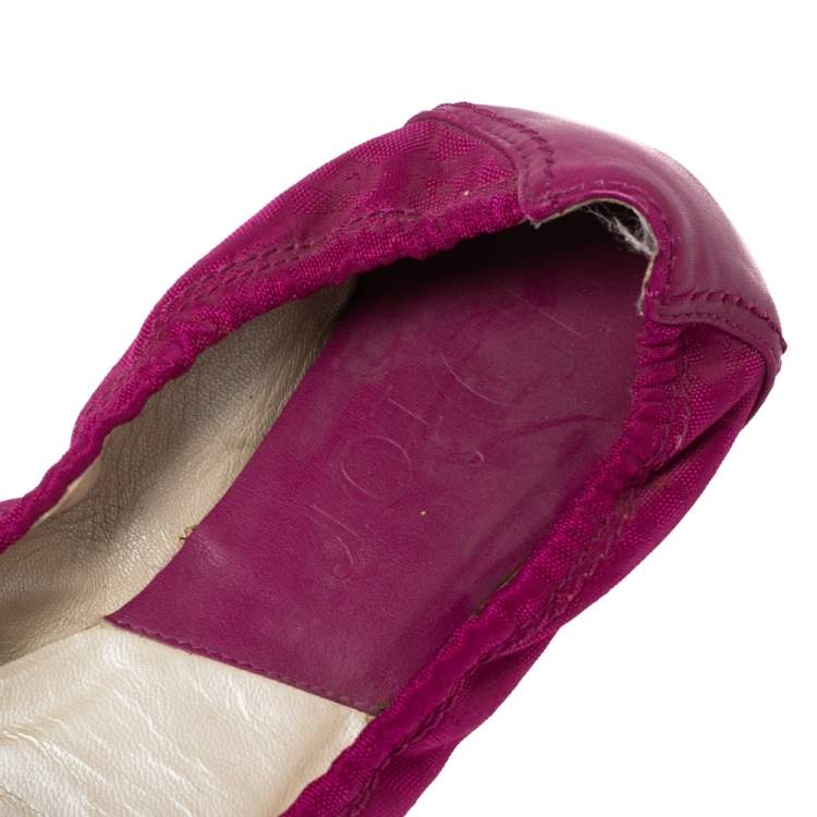Pre Owned Dior Magenta Studded Leather And Canvas Logo Scrunch Ballet Flats Size 36.5