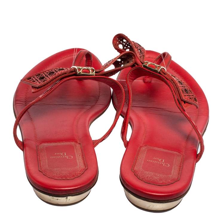 Pre Owned Dior Coral Red Leather Cannage Bow Thong Flats Size 37