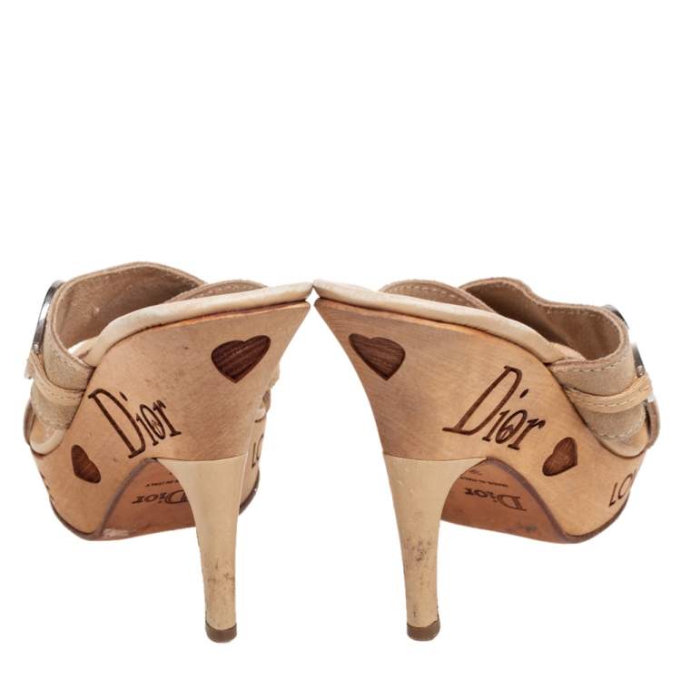 Pre Owned Dior Beige Suede  Wooden Clog Slide Sandals Size 38