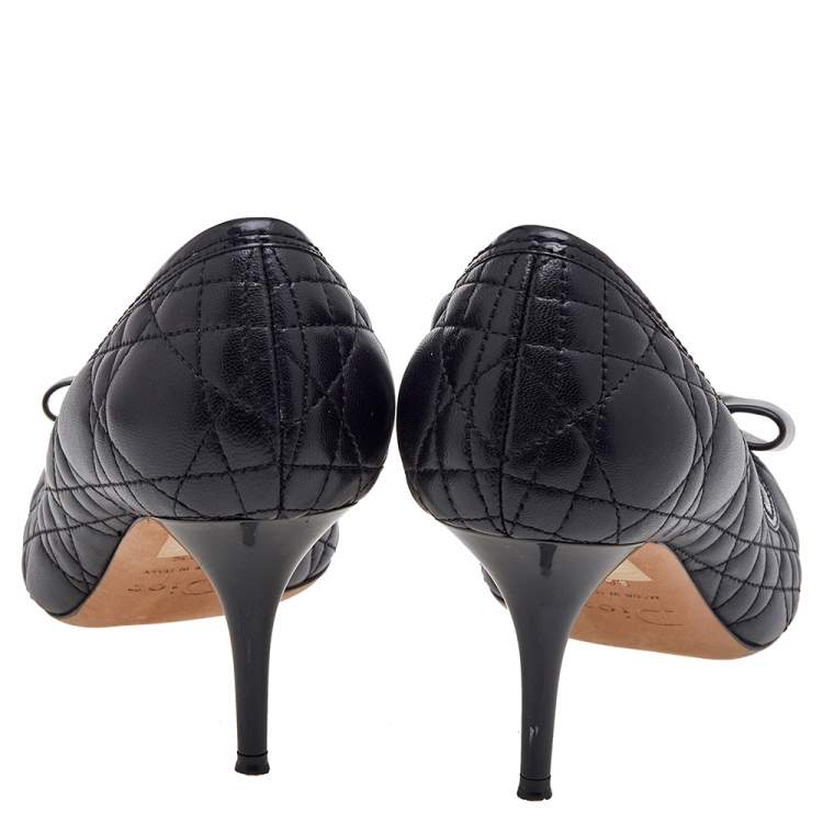 Pre Owned Dior Black Patent Leather And Cannage Leather Bow Pumps Size 36.5