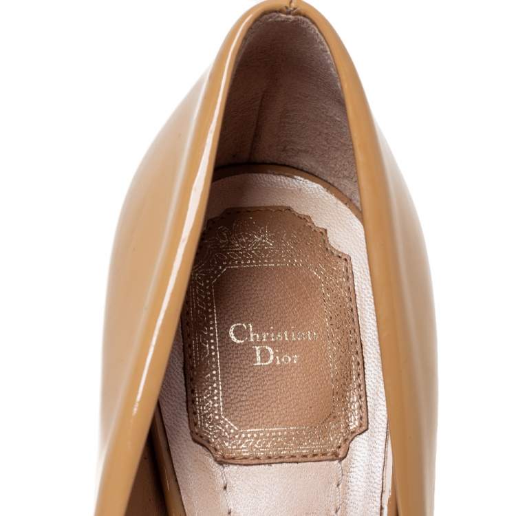 Pre Owned Dior Beige Patent Leather Cannage Heel Peep-Toe Platform Pumps Size 40