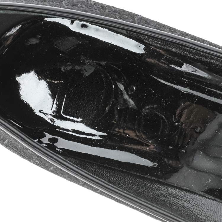 Pre Owned Dior Black Oblique Canvas and Patent Leather Round Toe Pumps Size 38.5