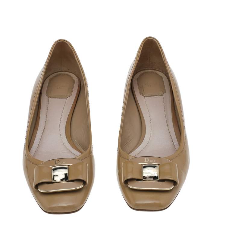 Pre Owned Dior Beige Patent Leather Ballet Flats Size 40