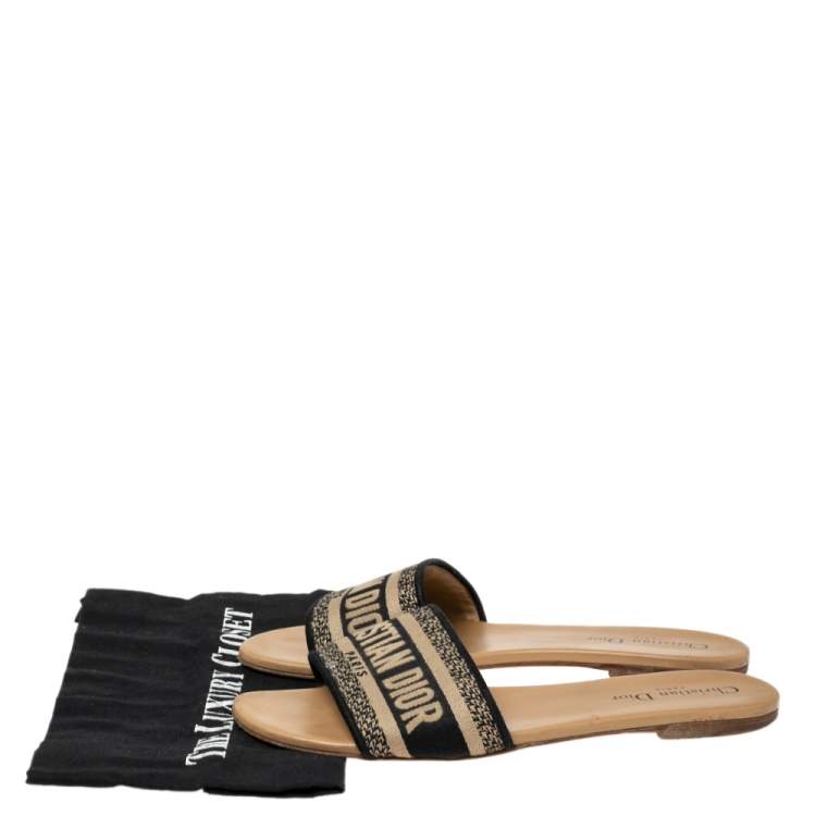 Pre Owned Dior beige/Black Canvas Logo Embroidered D-Way Flat Slides Size 40