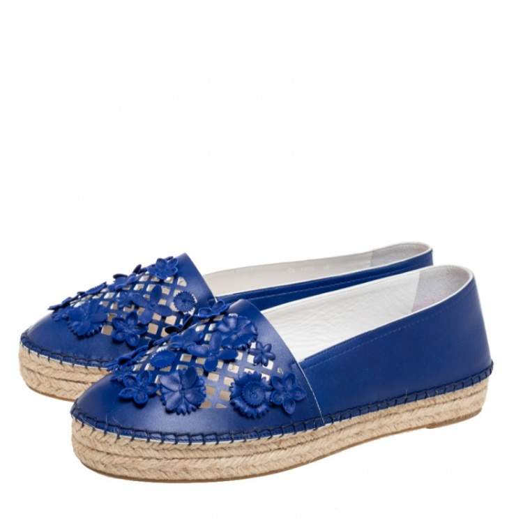 Pre Owned Dior Royal Blue Leather Cut-Out Flower Applique Flat Espadrilles Size 38.5