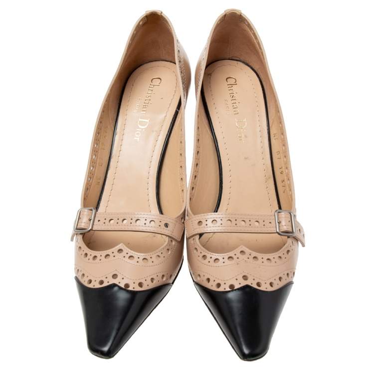 Pre Owned Dior Beige/Black Patent Leather Pointed Toe Buckle  Pumps Size 37.5