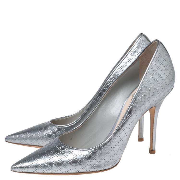 Pre Owned Dior Silver Micro Cannage Leather Cherie Pointed-Toe Pumps Size 37.5