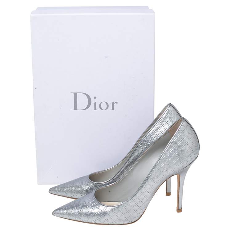 Pre Owned Dior Silver Micro Cannage Leather Cherie Pointed-Toe Pumps Size 37.5
