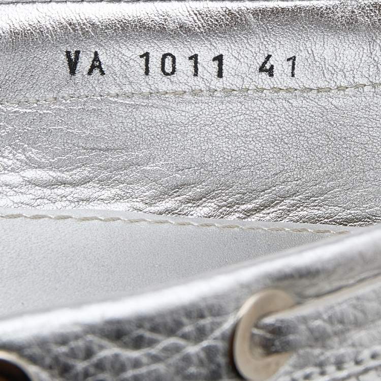 Pre Owned Dior Silver Leather Logo Embellished Slip On Loafers Size 41