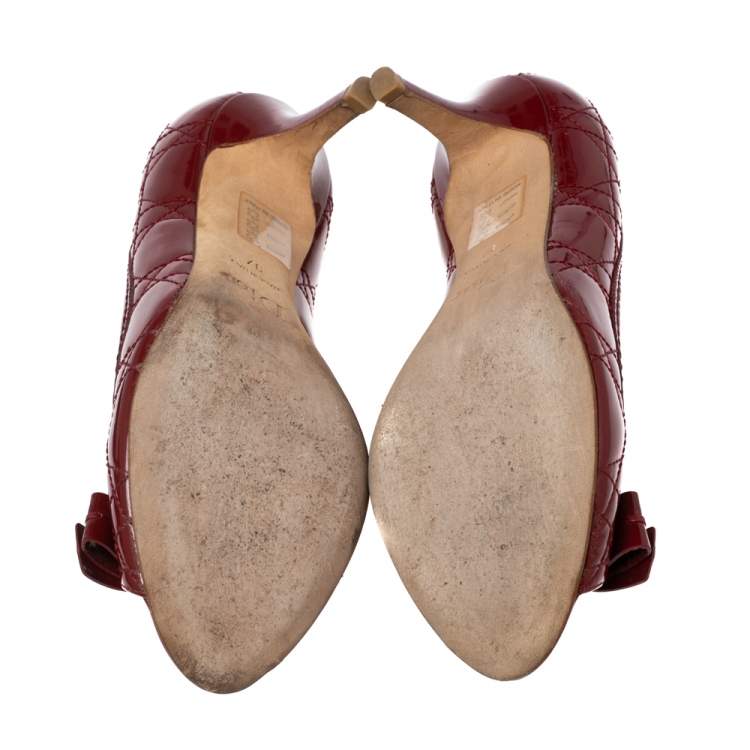 Pre Owned Dior Burgundy Cannage Patent Leather Bow Peep-Toe Pumps Size 37