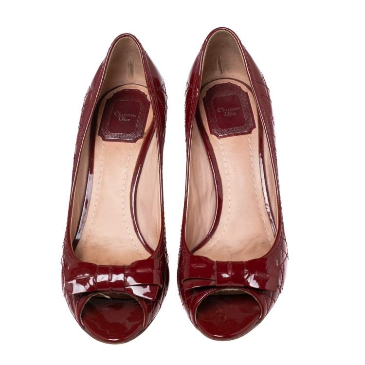 Pre Owned Dior Burgundy Cannage Patent Leather Bow Peep-Toe Pumps Size 37