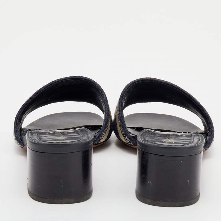 Pre Owned Dior Navy Blue Embroidered Canvas Dway Slide Sandals Size 39