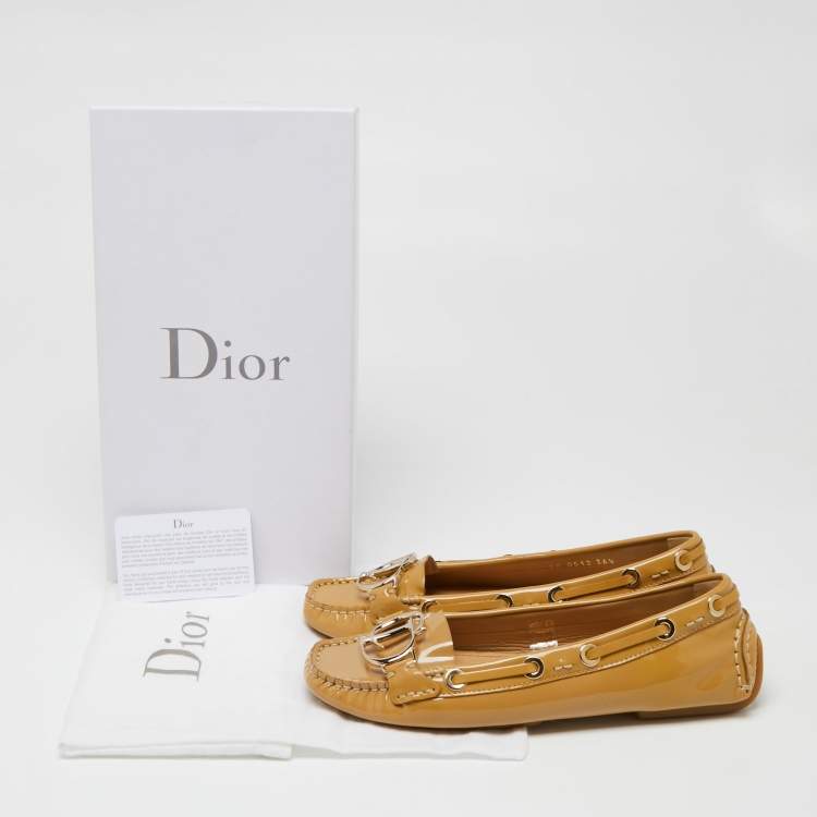 Pre Owned Dior Beige Patent Leather Logo Embellished Slip On Loafers Size 36.5