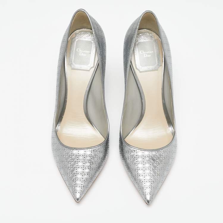 Pre Owned Dior Silver Micro Cannage Leather Cherie Pointed-Toe Pumps Size 36