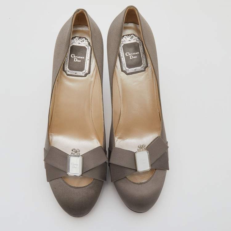 Pre Owned Dior Grey Satin Bow Platform Pumps Size 39.5