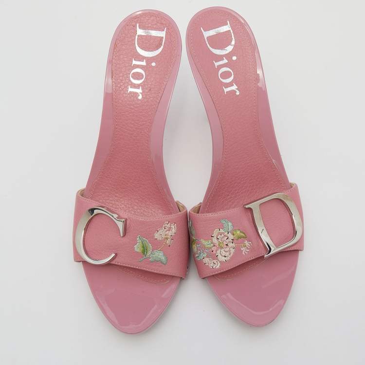 Pre Owned Dior Pink Leather Flower Embroidery Logo Slide Sandals Size 40