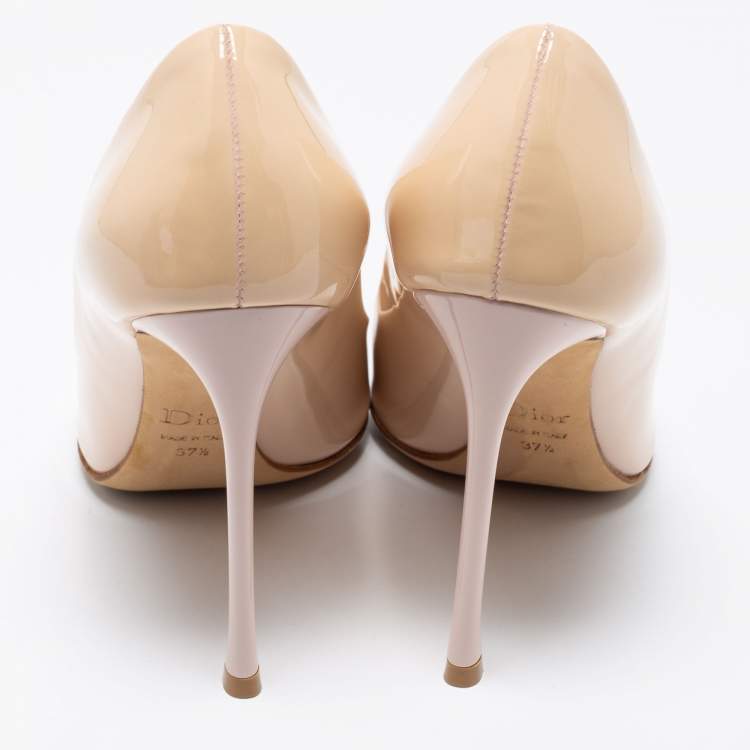 مملوكة مسبقًا Dior Beige Patent Leather Pointed-Toe Pumps Size 37.5