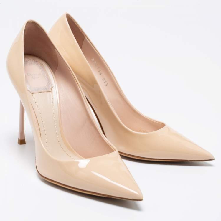 مملوكة مسبقًا Dior Beige Patent Leather Pointed-Toe Pumps Size 37.5