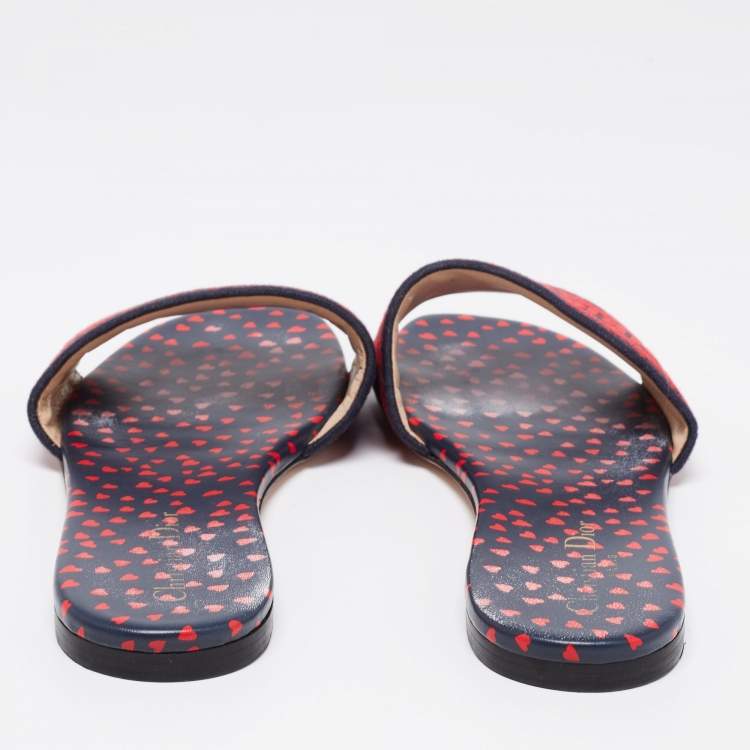 Pre Owned Dior Red/Navy Blue Embroidered Canvas Dway Flat Slides Size 40