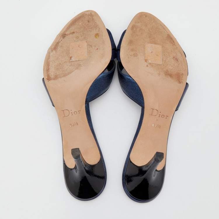 Pre Owned Dior Navy Blue Patent Leather and Suede Bow Embellished Slides Size 39.5
